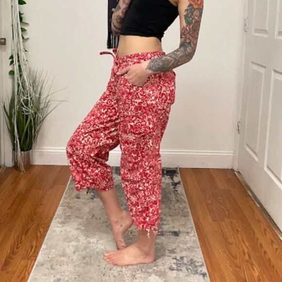 Marella Mid Rise Floral Crop Cargo Pants Tie-Waist Straight Leg Size 10 Red - Picture 6 of 12